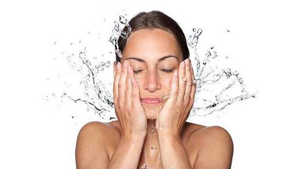 21606 edit Garnier rewrites skincare activated charcoal clay to enhance my complexion V3 768x428