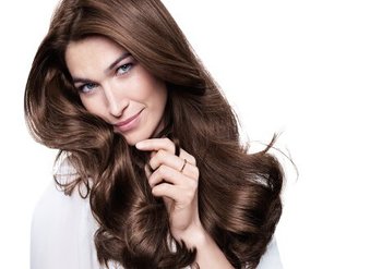 Vrouw met lang bruin haar